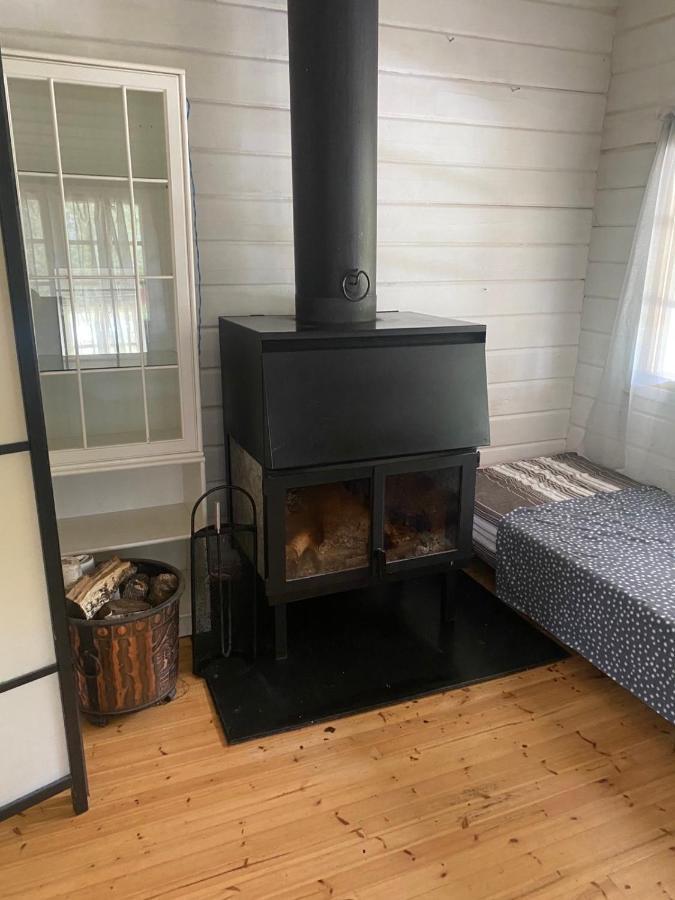 Near Kapellskaer Port - A Cosy Cottage In Norrtaelje Exteriör bild